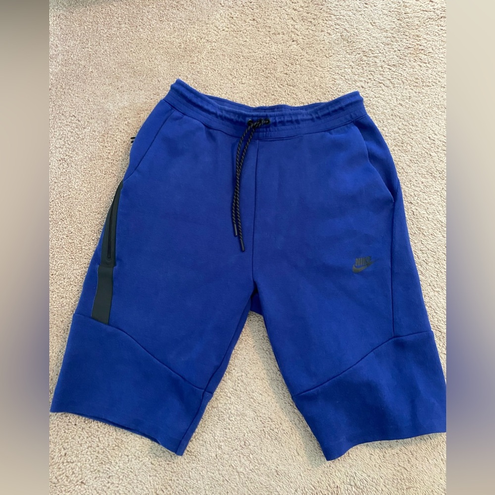 Nike men’s sportswear fleece shorts